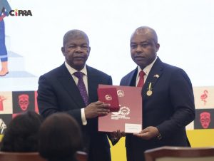 𝐔𝐦 𝐇𝐨𝐦𝐞𝐦, 𝐔𝐦𝐚 𝐌𝐢𝐬𝐬ã𝐨: 𝐏𝐚𝐭𝐫𝐨𝐧𝐨 𝐝𝐚 𝐅𝐮𝐧𝐝𝐚çã𝐨 𝐏𝐢𝐞𝐝𝐨𝐬𝐨 𝐇𝐨𝐦𝐞𝐧𝐚𝐠𝐞𝐚𝐝𝐨 𝐩𝐞𝐥𝐨 𝐏𝐚í𝐬 𝐞 𝐏𝐞𝐥𝐚𝐬 𝐈𝐧𝐬𝐭𝐢𝐭𝐮𝐢çõ𝐞𝐬 𝐪𝐮𝐞 𝐋𝐢𝐝𝐞𝐫𝐚